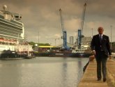 Документальный фильм  "BBC: Титаник с Леном Гудманом" (2012)