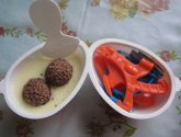 Кондитерское изделие Kinder Joy с игрушкой внутри