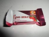Конфеты Славянка Три-икс клубничный йогурт в белой глазури