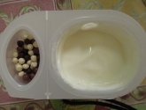 Йогурт Danone Даниссимо "Фантазия" и хрустящие шарики в шоколаде