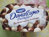 Йогурт Danone Даниссимо "Фантазия" и хрустящие шарики в шоколаде
